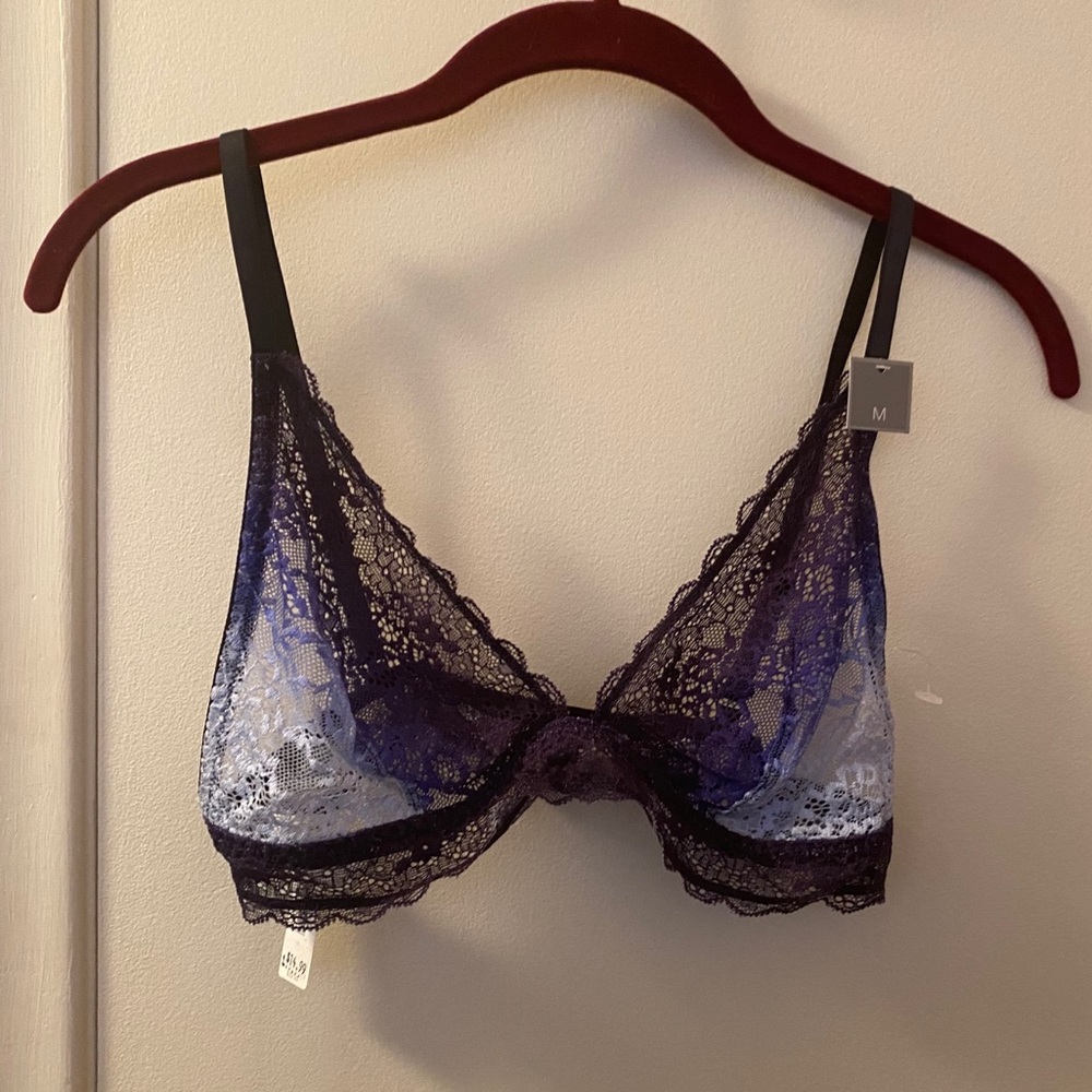 NWT Gap Body lace Bralette size medium